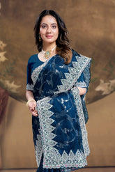 Stylish Looking Morpeach Colour Saree